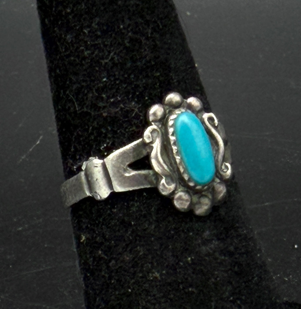 Vintage Southwestern Style Turquoise Sterling Silver Ring - Size 5