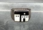 Vintage Handcrafted Sterling Silver Inlaid Pueblo "Storyteller" Ring - Size 10.75