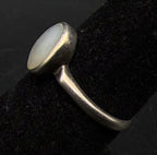 Vintage Sterling Silver Mother of Pearl Ring - Size 6