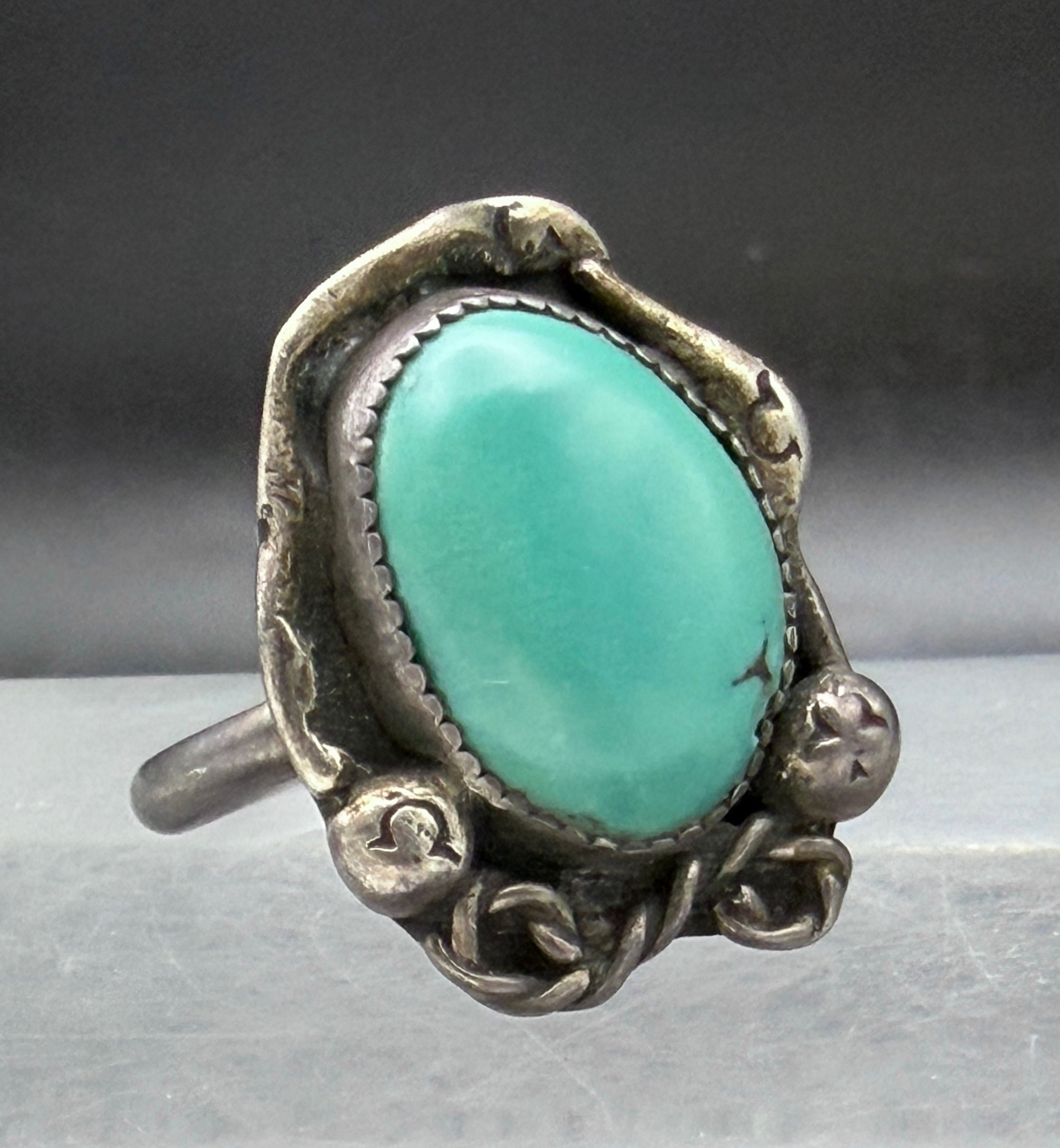 Vintage Handmade Green Turquoise Sterling Silver Abstract Ring - Size 8.5