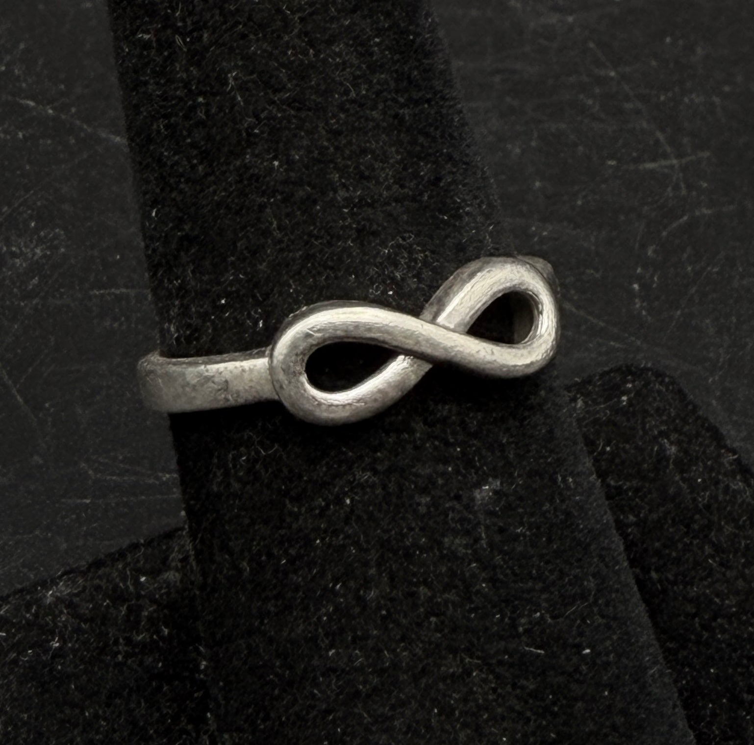 Vintage Sterling Silver Infinity Symbol Friends Band - Size 6.75