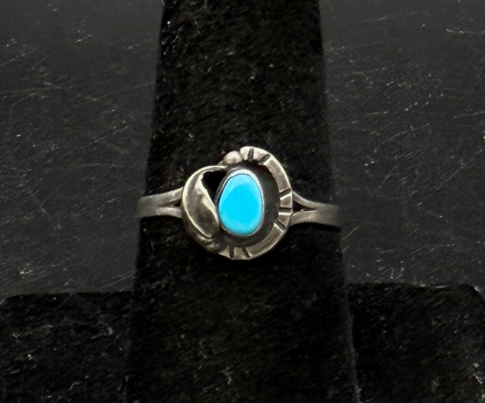 Vintage Handmade Turquoise Sterling Silver Ring - Size 8