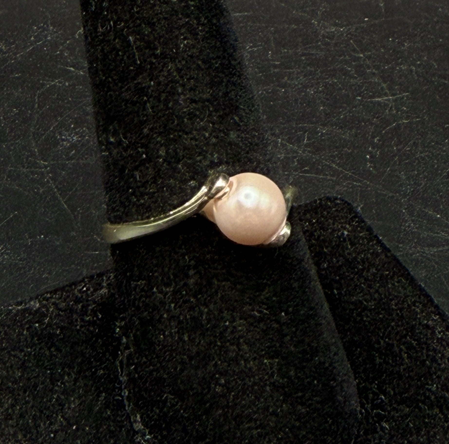 Vintage Sterling Silver Pink Faux Pearl Ring - Size 8.25