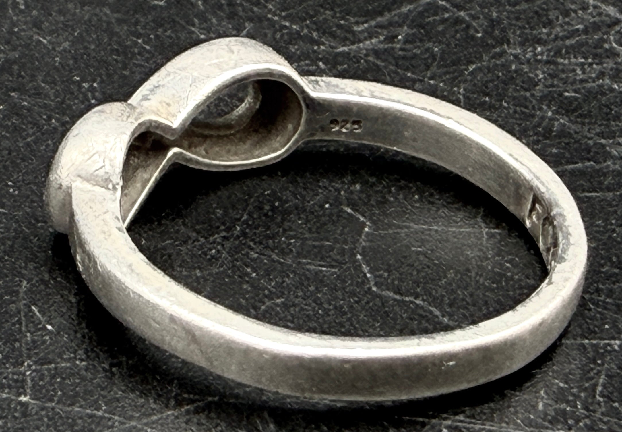 Vintage Sterling Silver Infinity Symbol Friends Band - Size 6.75