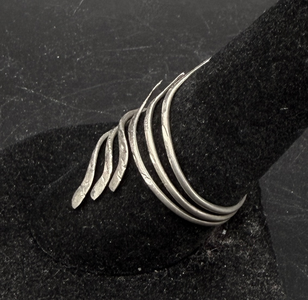 Vintage Handmade Sterling Silver Hammered Bypass Ring - Size 9+