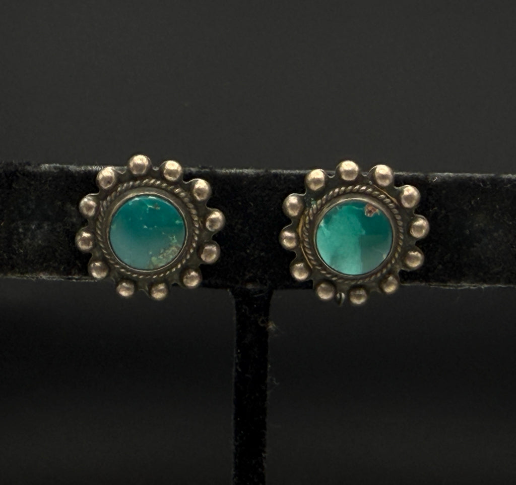 Vintage Handcrafted Green Turquoise Silver Screwback Earrings