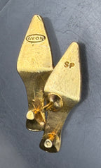 Avon - Vintage Gold Tone and Enamel High Heels Lapel Pin
