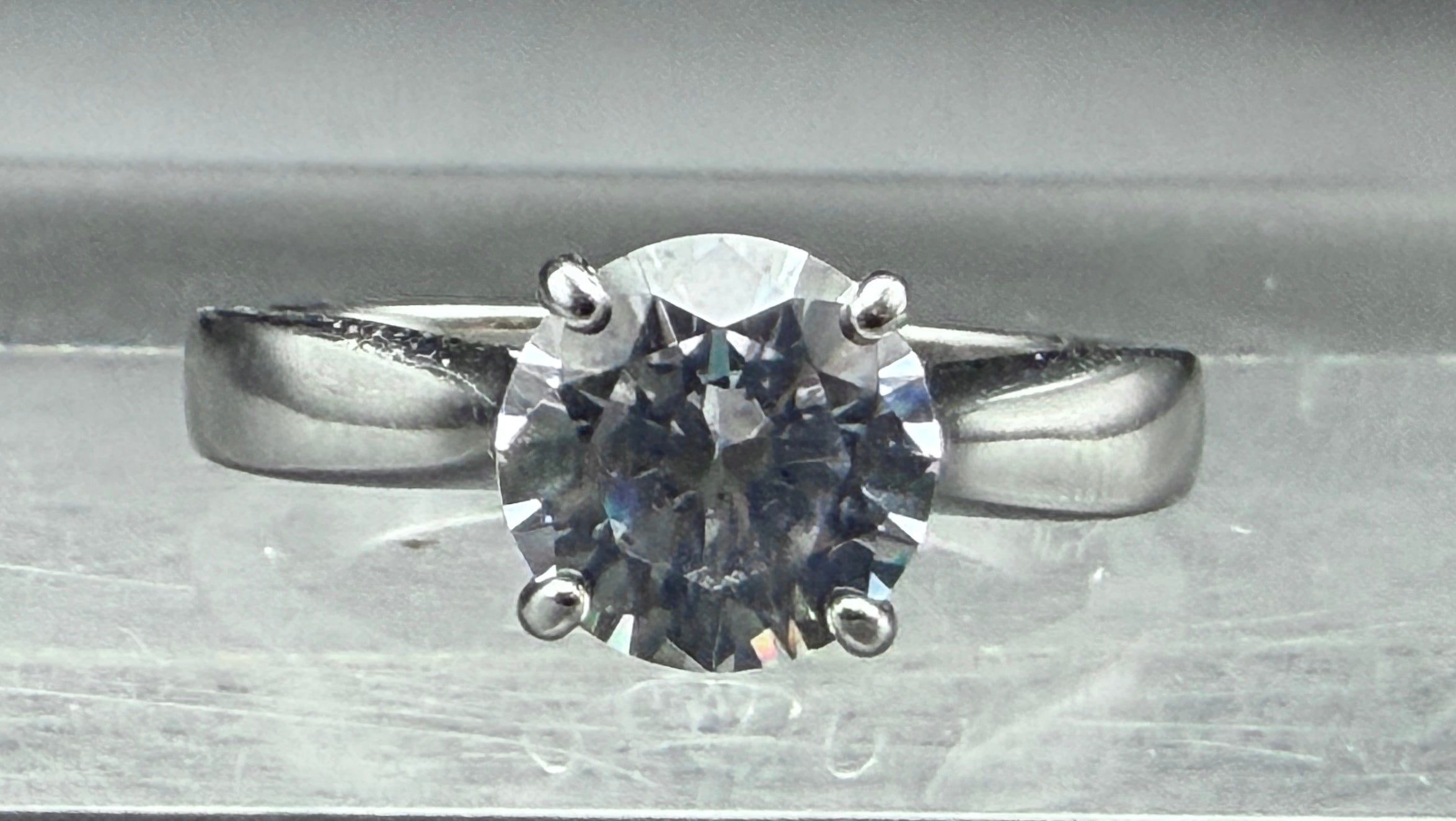 Vintage Cubic Zirconia Sterling Silver Solitaire Ring - Size 8