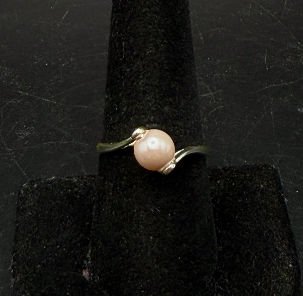 Vintage Sterling Silver Pink Faux Pearl Ring - Size 8.25