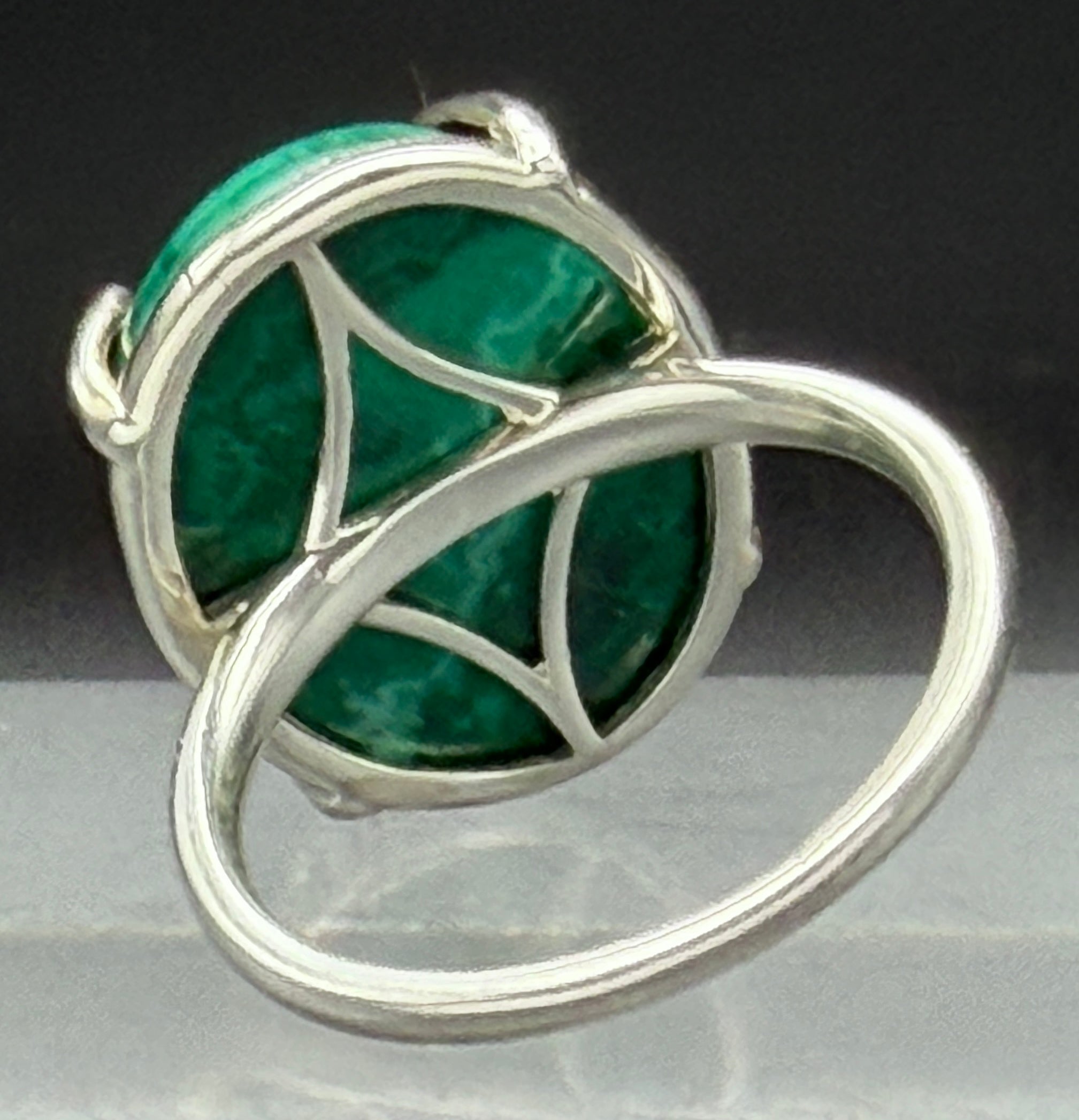 Vintage Malachite Sterling Silver Ring - Size 8