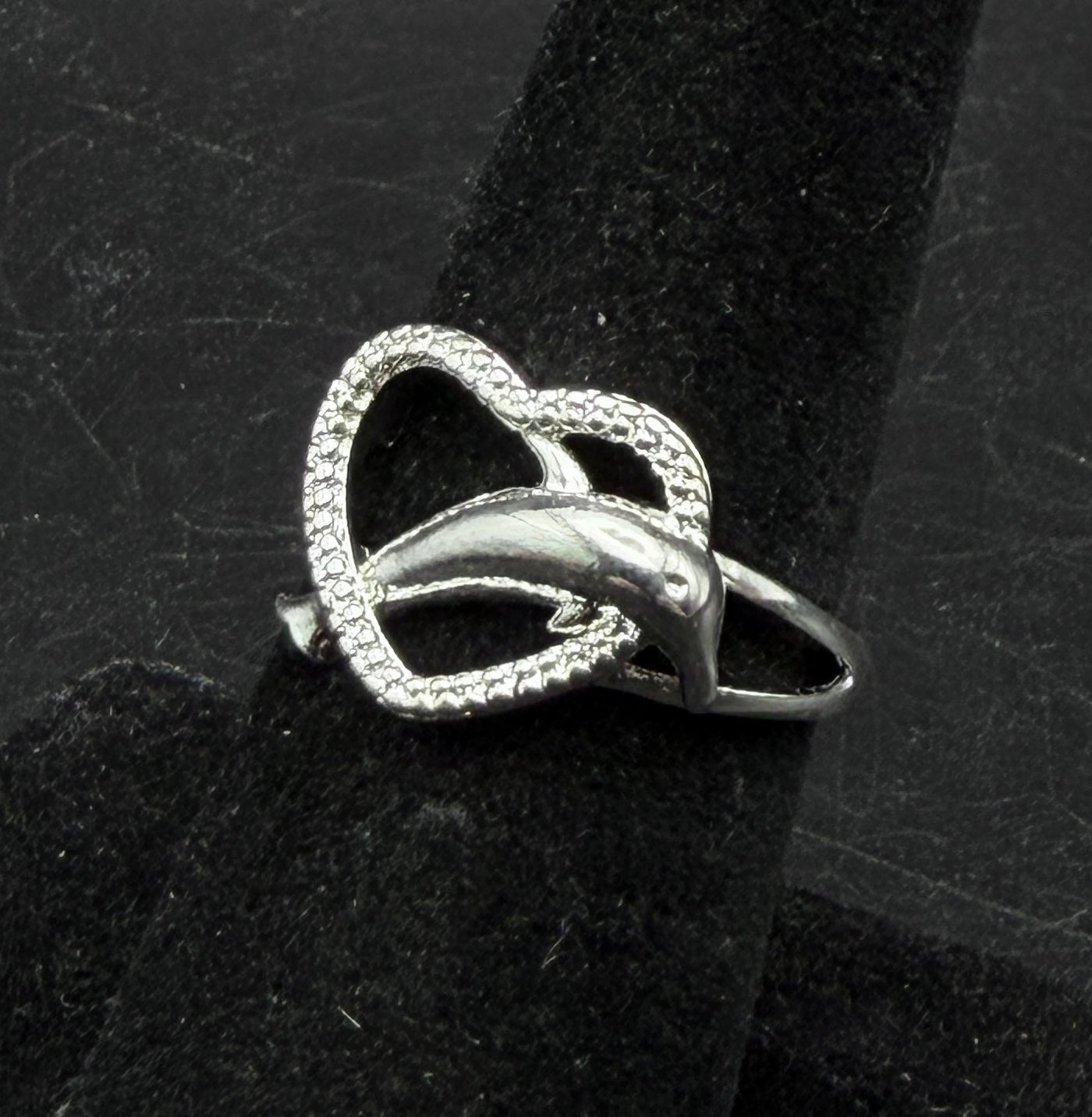 Vintage Sterling Silver Dolphin Heart Ring - Size 6.75