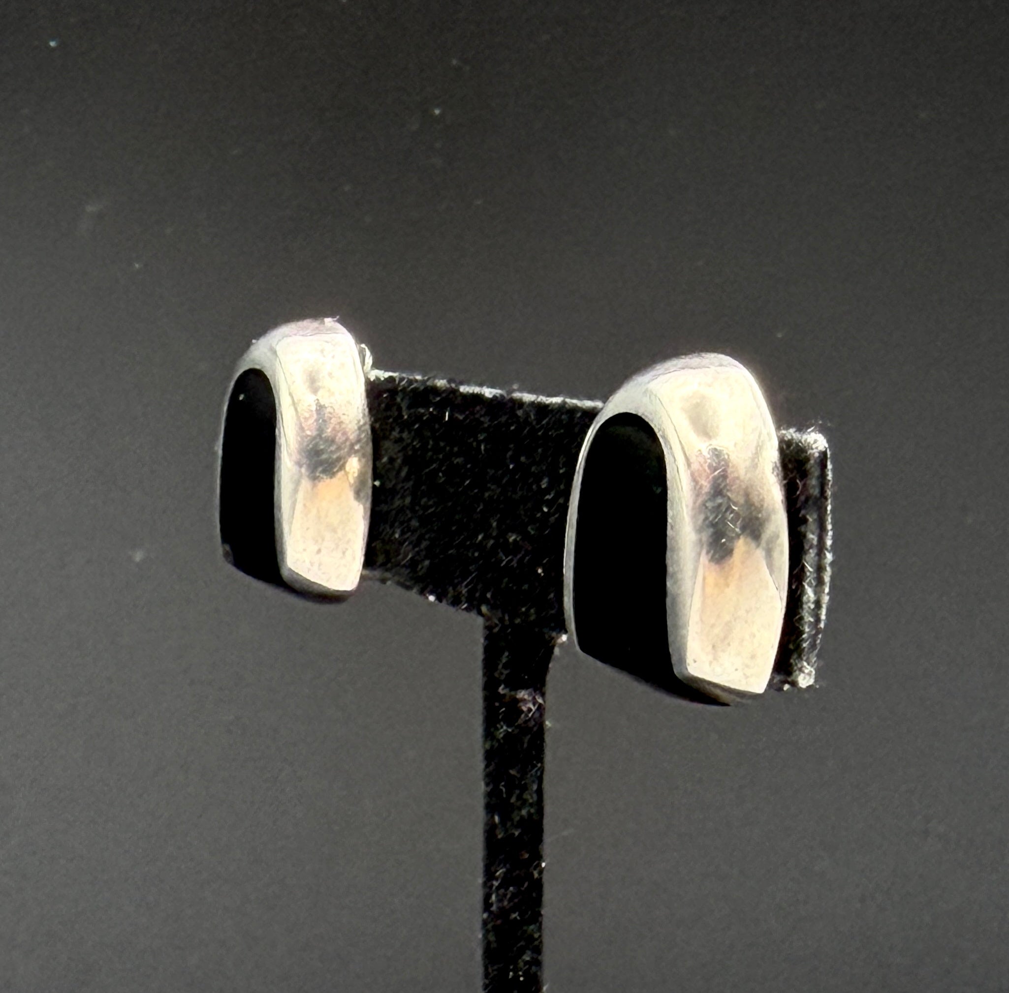 Vintage Sterling Silver Black Onyx Modernist Clip On Earrings