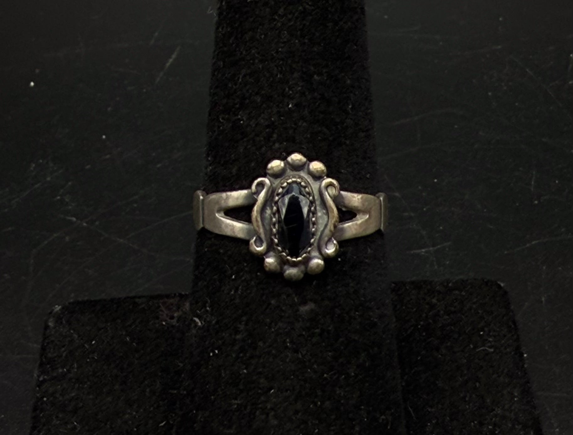 Wheeler Mfg - Vintage Sterling Silver and Hematite Ring - Size 7