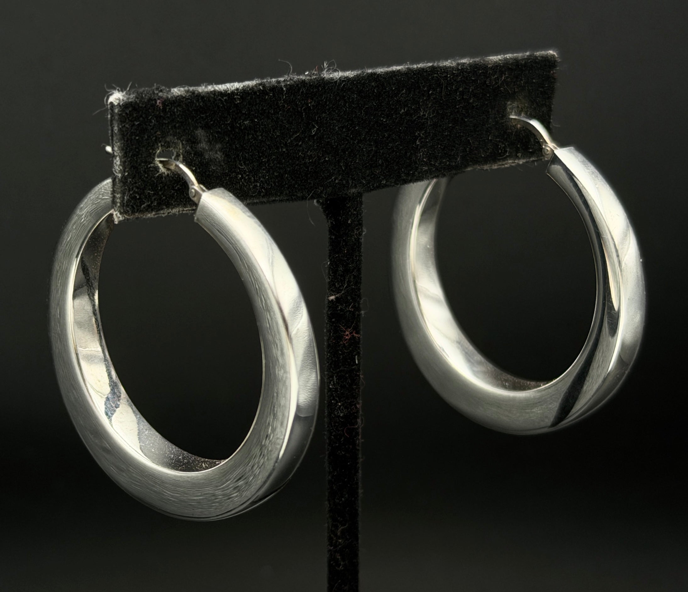 Milor - Vintage 950 Silver Italian Hoop Earrings
