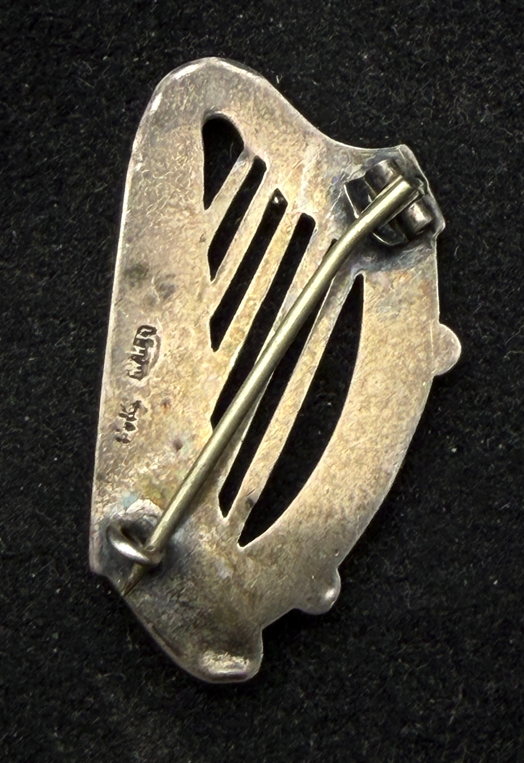 Antique Handmade Connemara Marble Harp Silver Brooch