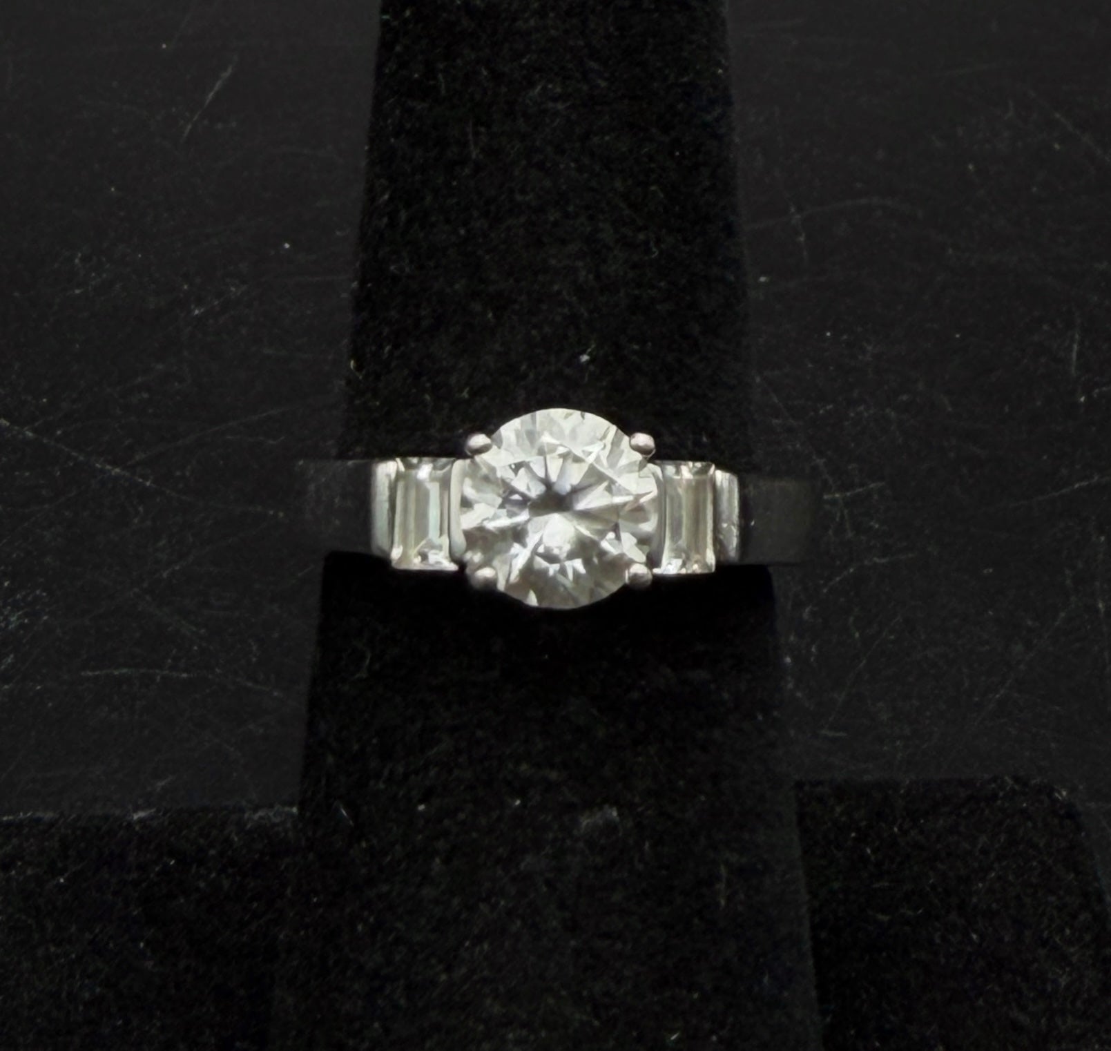 Vintage Sterling Silver Cubic Zirconia Ring - Size 6