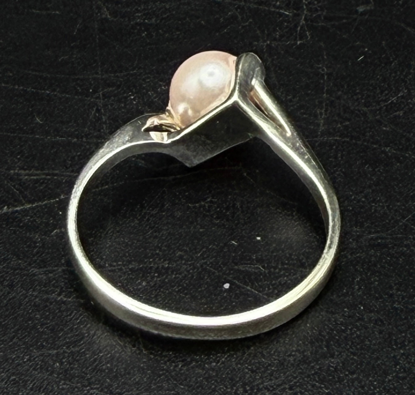 Vintage Sterling Silver Pink Faux Pearl Ring - Size 8.25