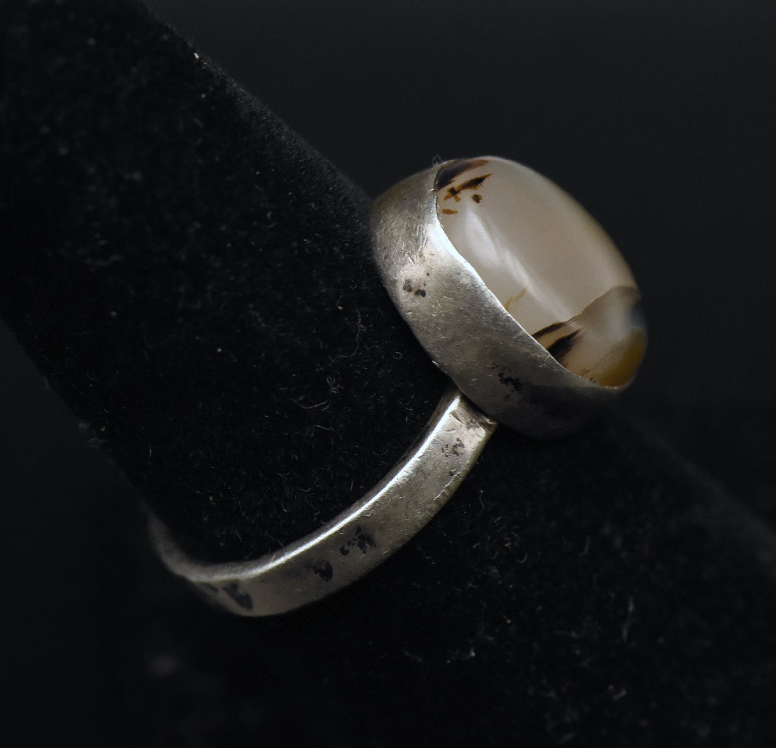 Vintage Handmade Sterling Silver Agate Ring - Size 6.75