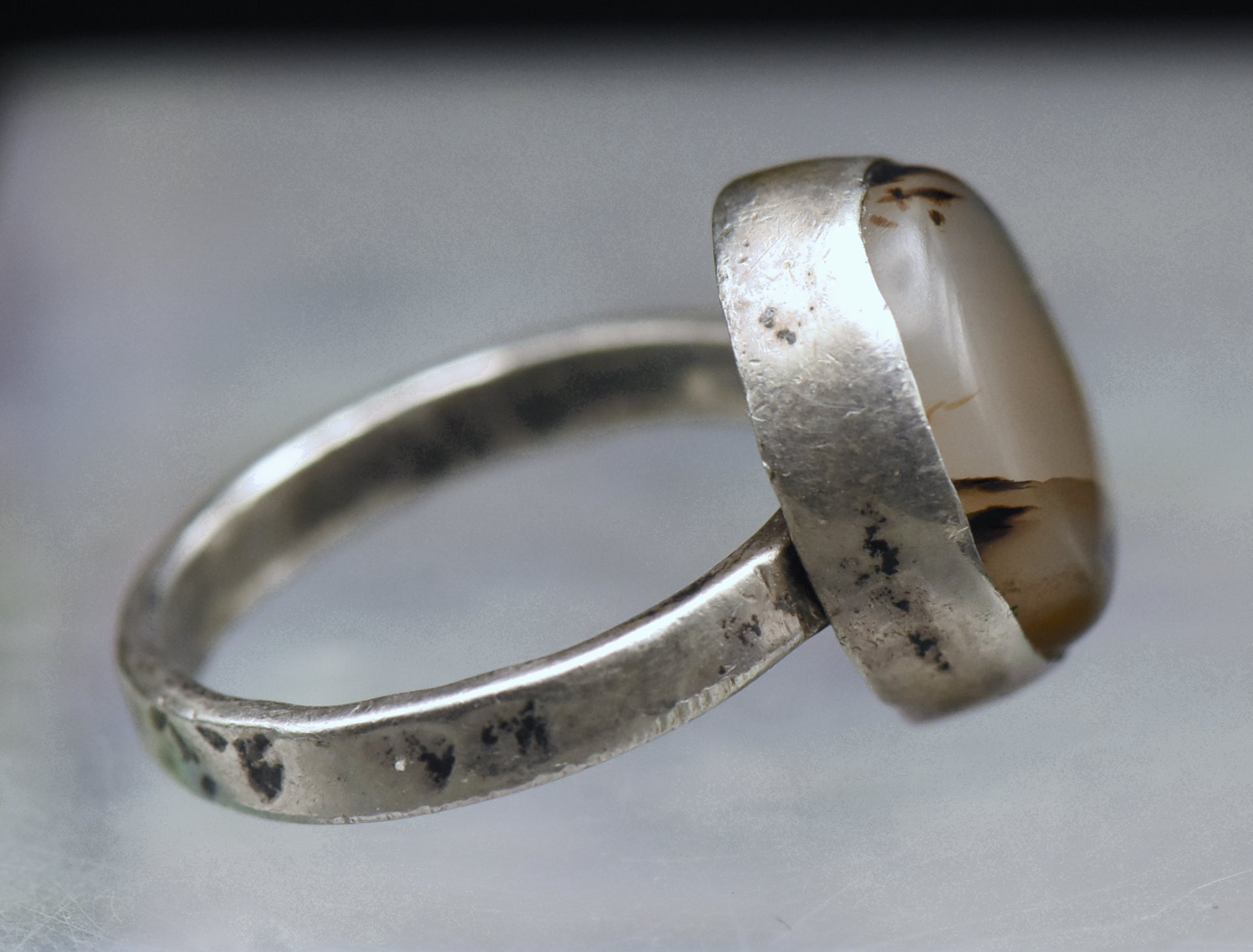 Vintage Handmade Sterling Silver Agate Ring - Size 6.75