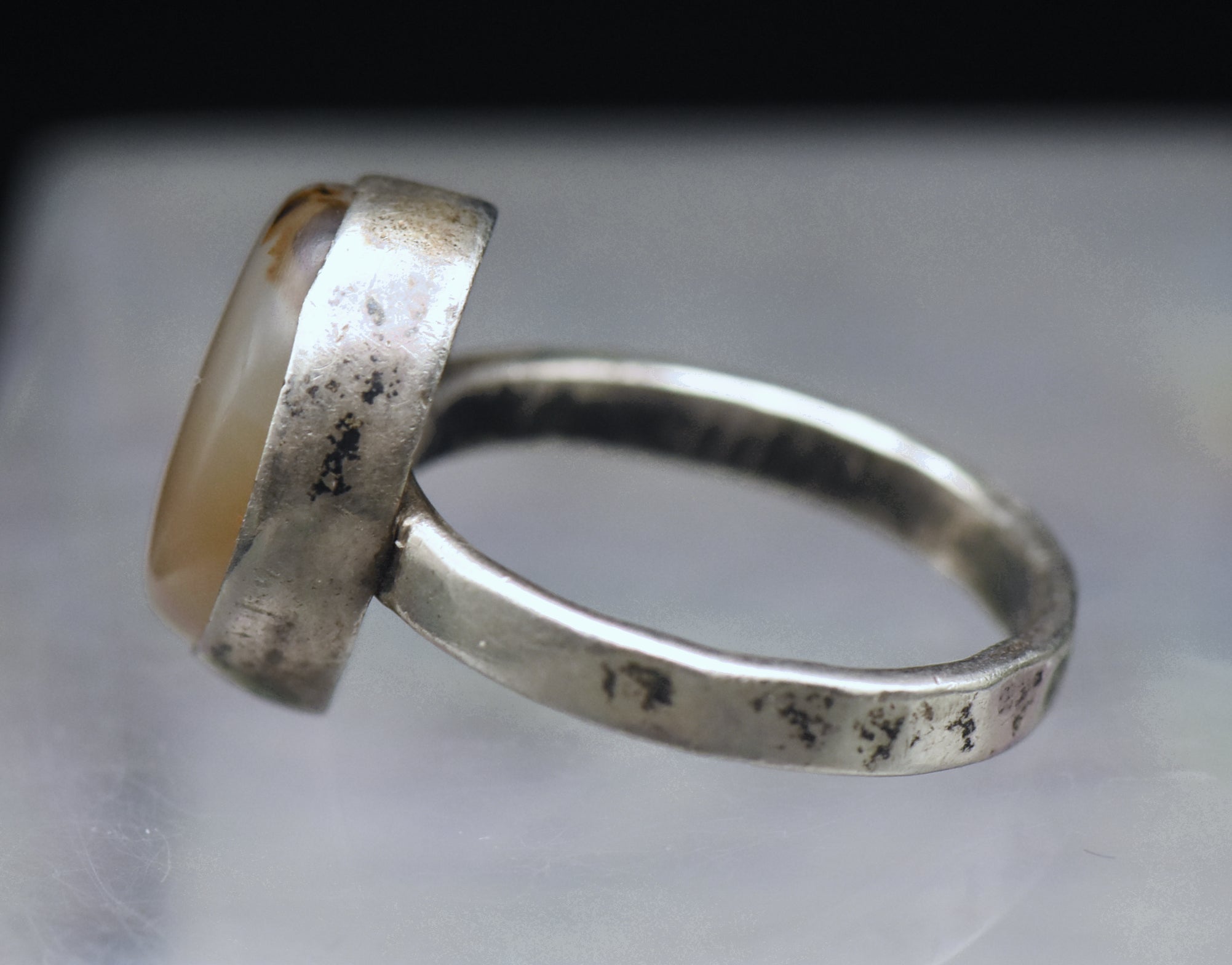Vintage Handmade Sterling Silver Agate Ring - Size 6.75