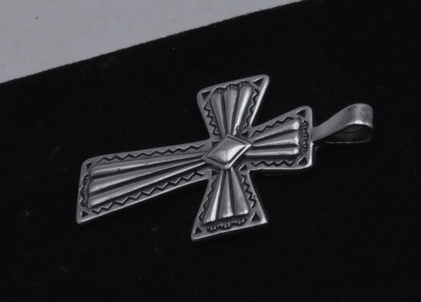 Vintage Sterling Silver Cross Pendant