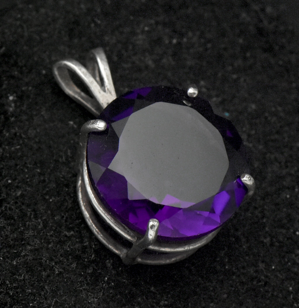 Vintage 18mm Round Cut Amethyst Sterling Silver Pendant