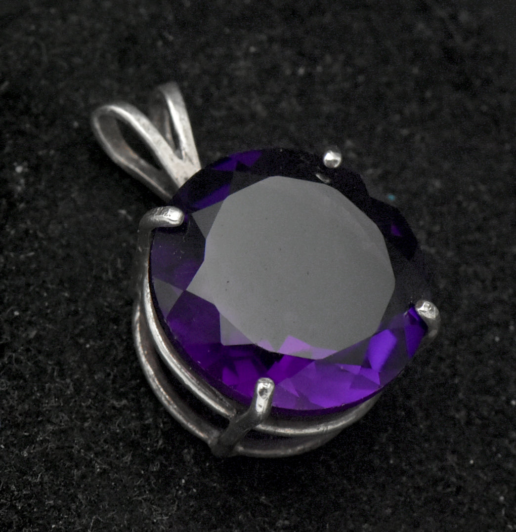 Vintage 18mm Round Cut Amethyst Sterling Silver Pendant