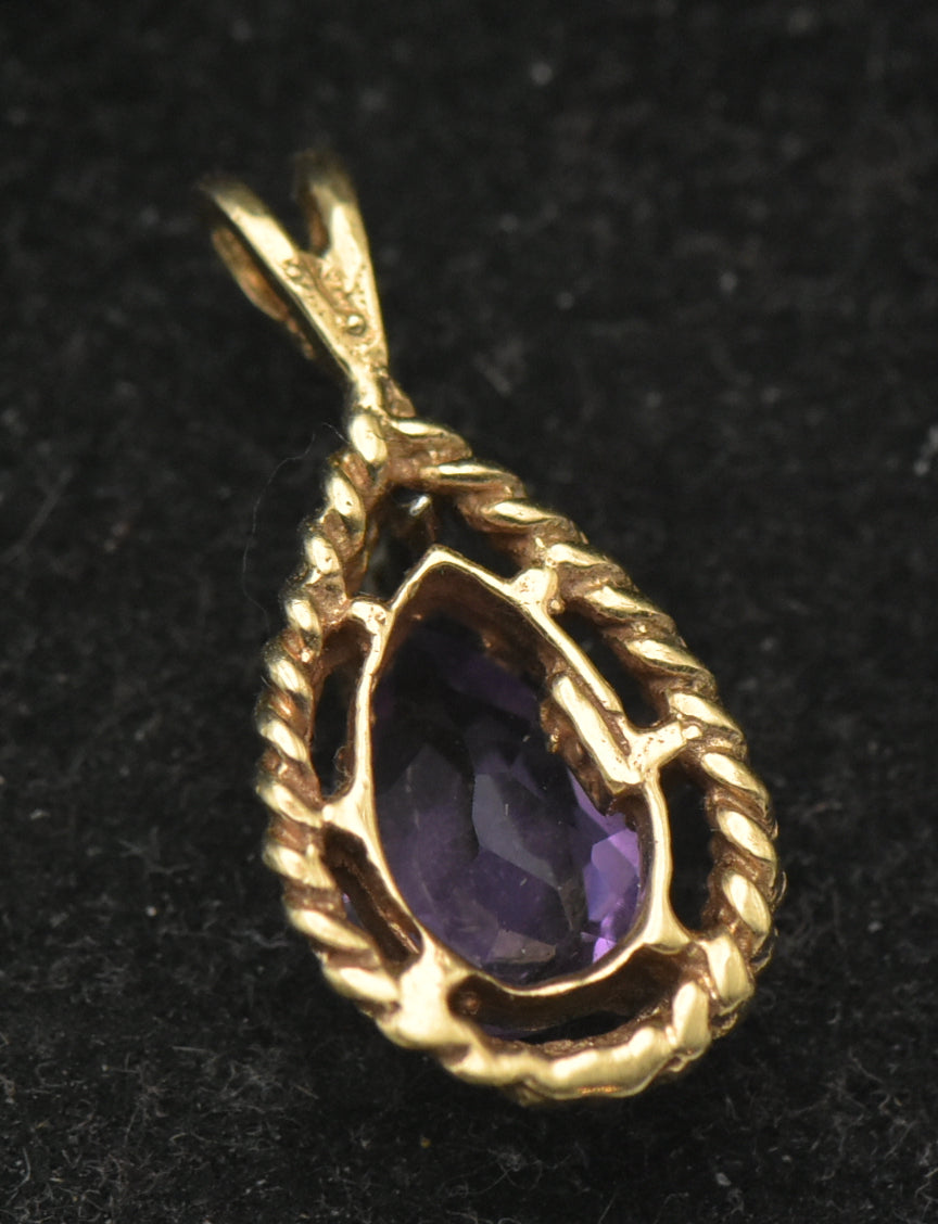 Vintage 14k Gold Amethyst Pendant