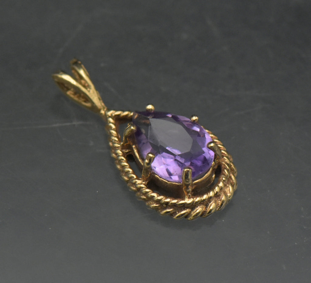 Vintage 14k Gold Amethyst Pendant