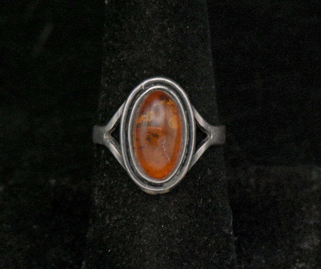 Vintage Sterling Silver and Amber Ring - Size 7.75