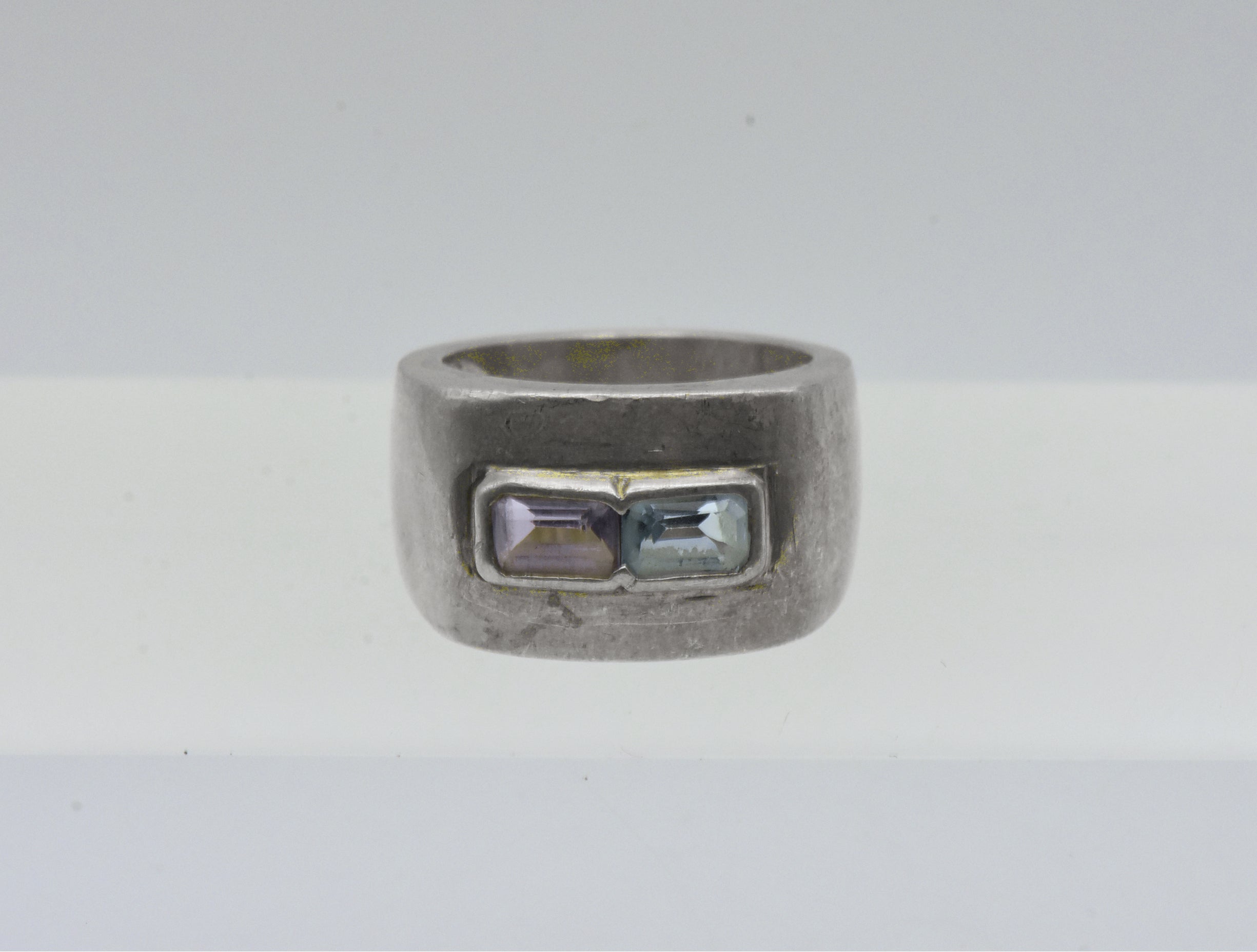 Vintage Blue Topaz and Amethyst Sterling Silver Ring - Size 5.75