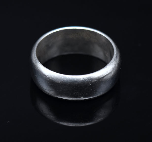 Vintage Handmade Sterling Silver Band - Size 11