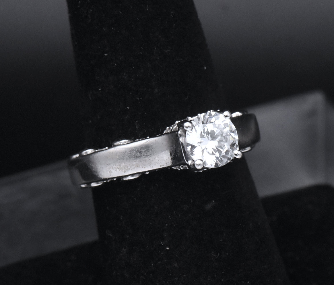 Sterling Silver Cubic Zirconia Ring - Size 7