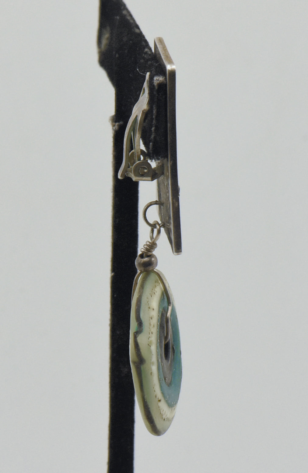 UNMATCHED Vintage Handmade Unusual Design Sterling Silver Clip-On Earring