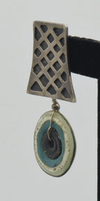 UNMATCHED Vintage Handmade Unusual Design Sterling Silver Clip-On Earring