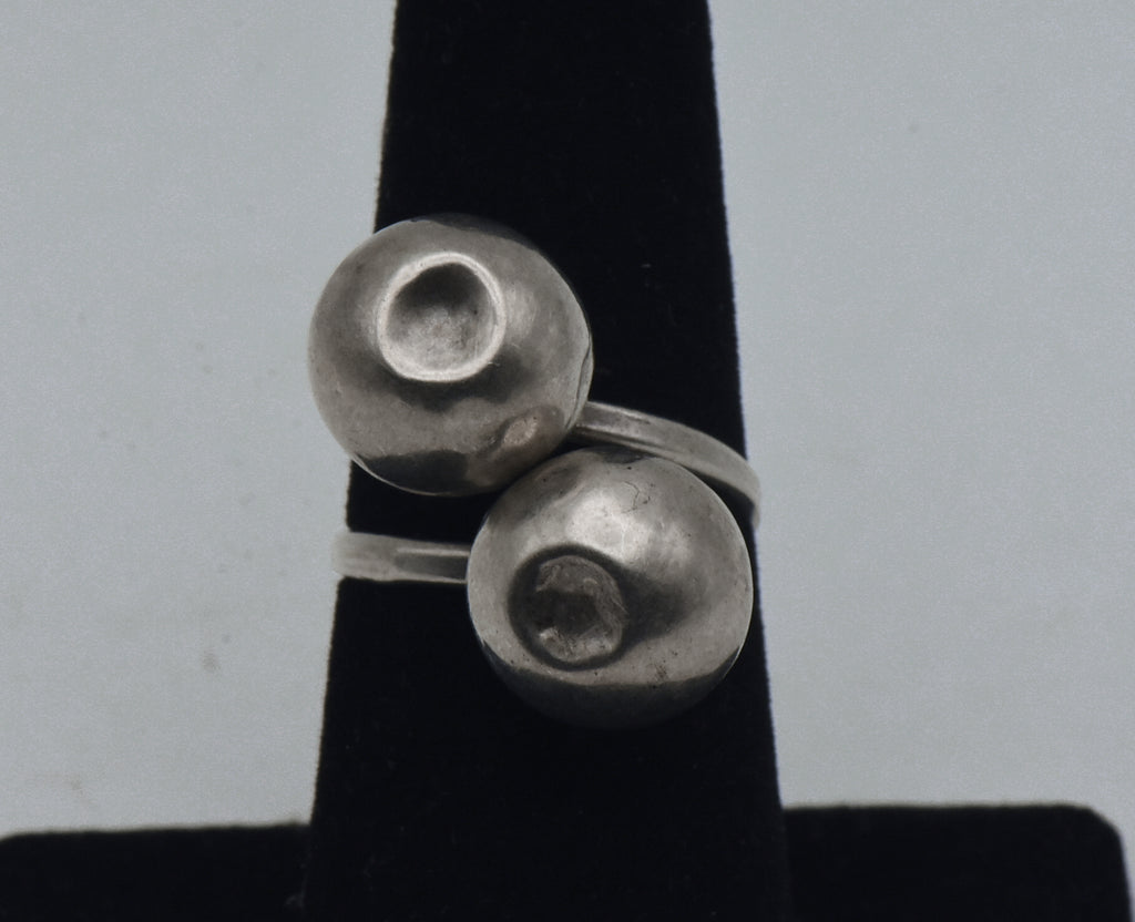 Vintage Handmade Sterling Silver Ball Bypass Ring - Damage