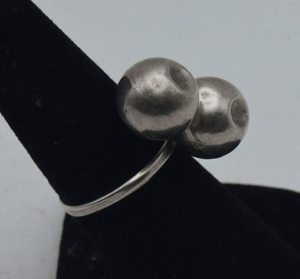 Vintage Handmade Sterling Silver Ball Bypass Ring - Damage