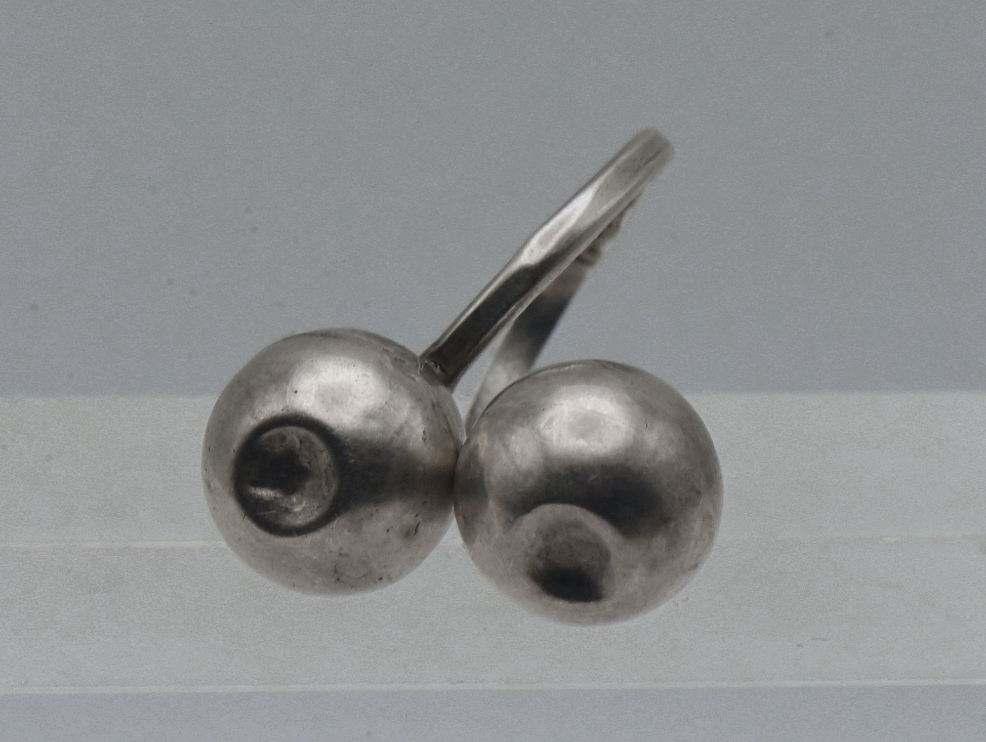 Vintage Handmade Sterling Silver Ball Bypass Ring - Damage