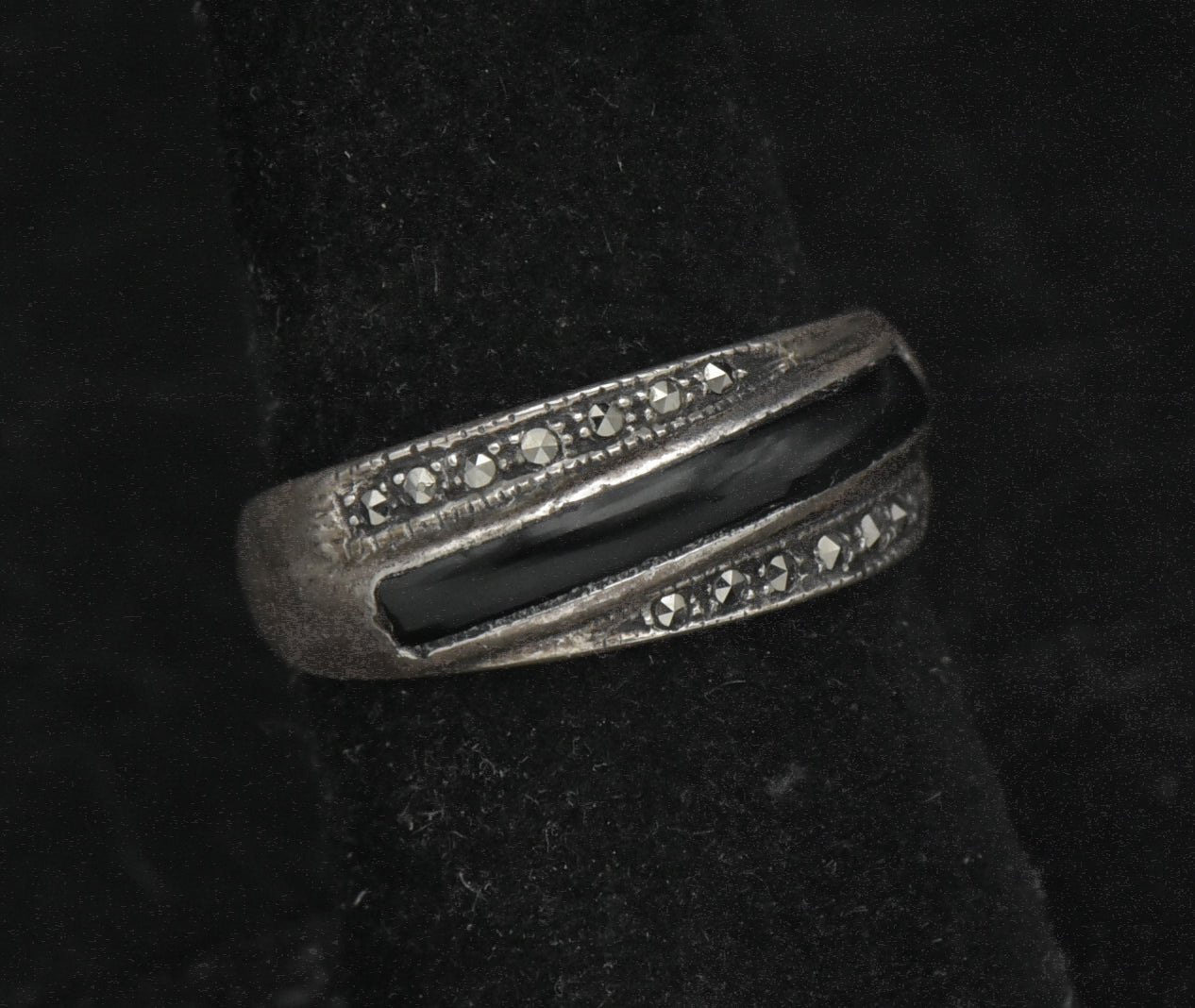Vintage Sterling Silver Black Onyx and Marcasite Band - Size 6.75