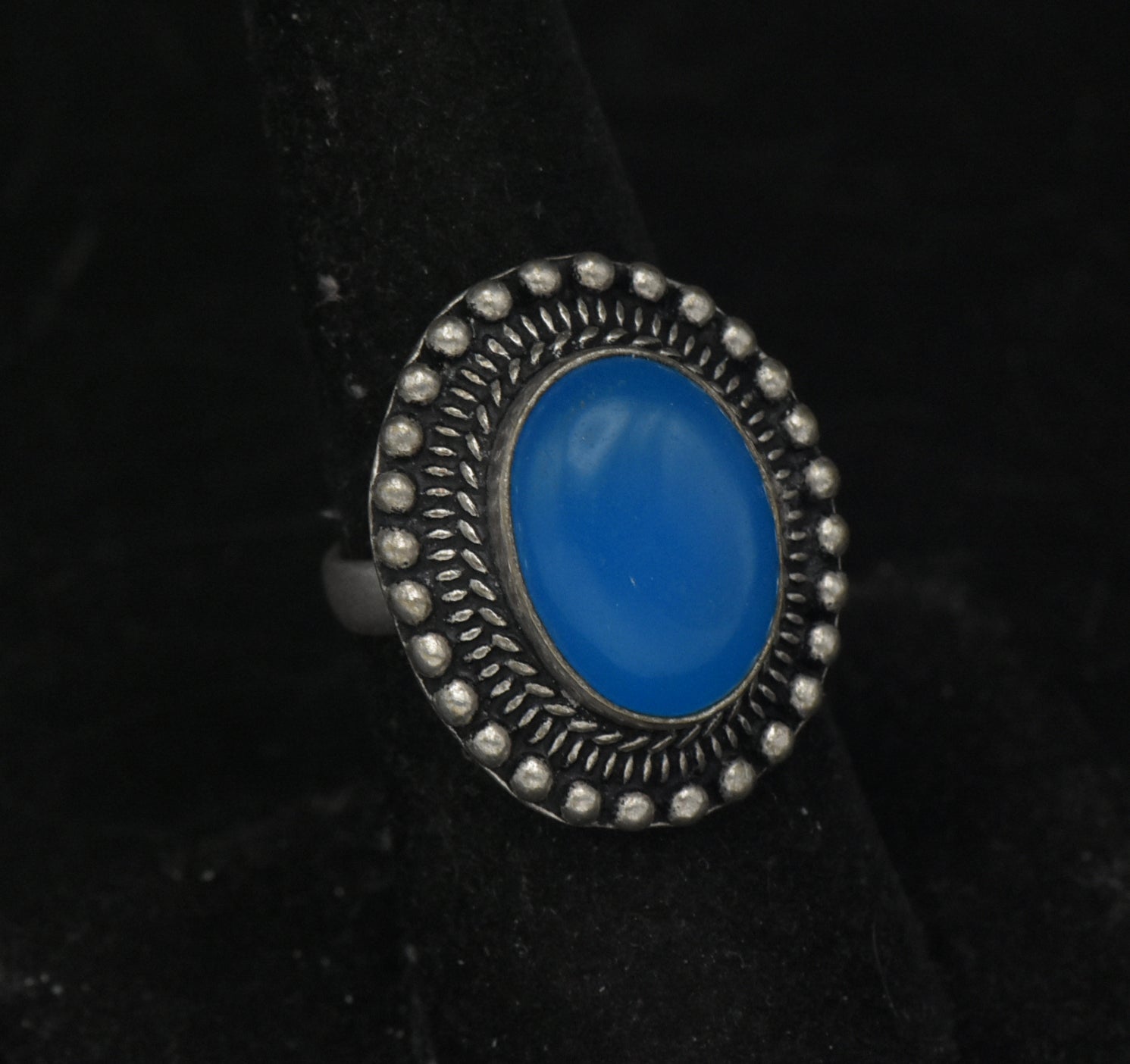 Vintage Handmade Silver Tone Metal Blue Cabochon Adjustable Ring - Size 7+