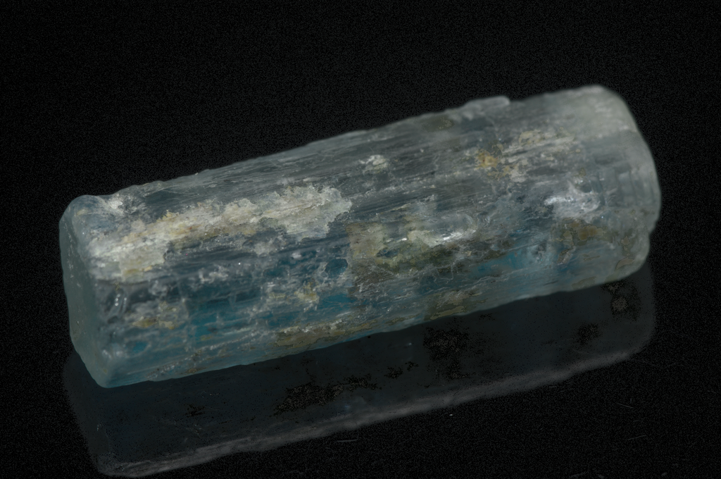 Aquamarine Crystal Mineral Specimen - 5g