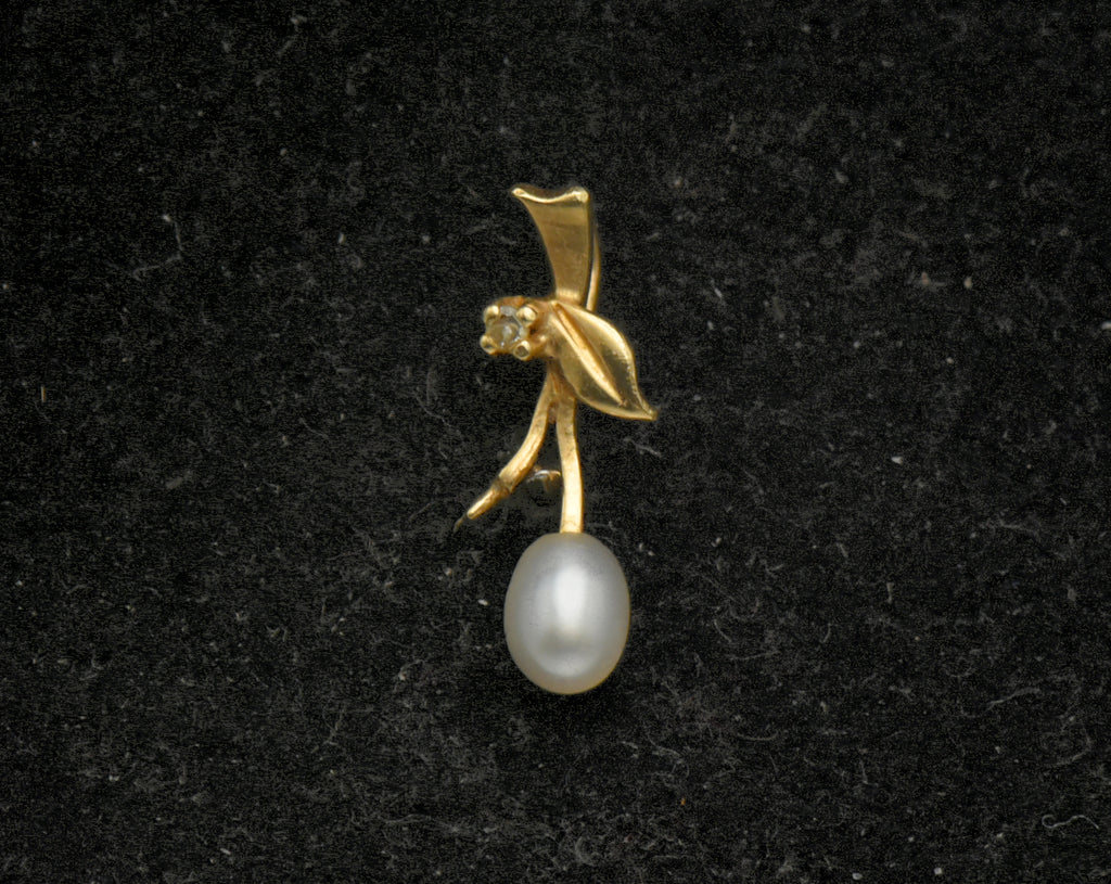 Vintage 14k Gold Pearl and Diamond Foliate Pendant AS IS