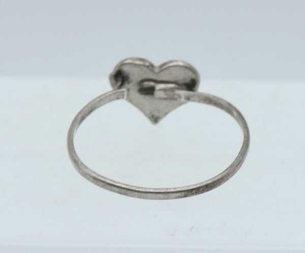 Vintage Handmade Sterling Silver Blue Crushed Stone Heart Ring - Size 4.5