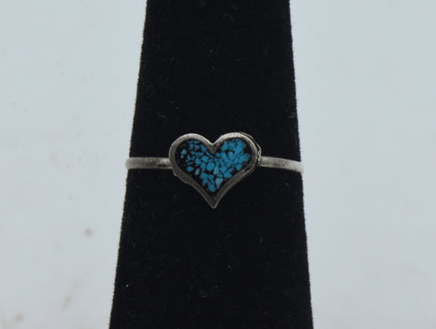 Vintage Handmade Sterling Silver Blue Crushed Stone Heart Ring - Size 4.5