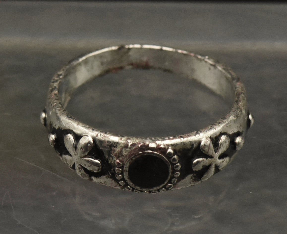 Vintage Silver Plated and Enamel Band - Size 5.25 (DAMAGED)