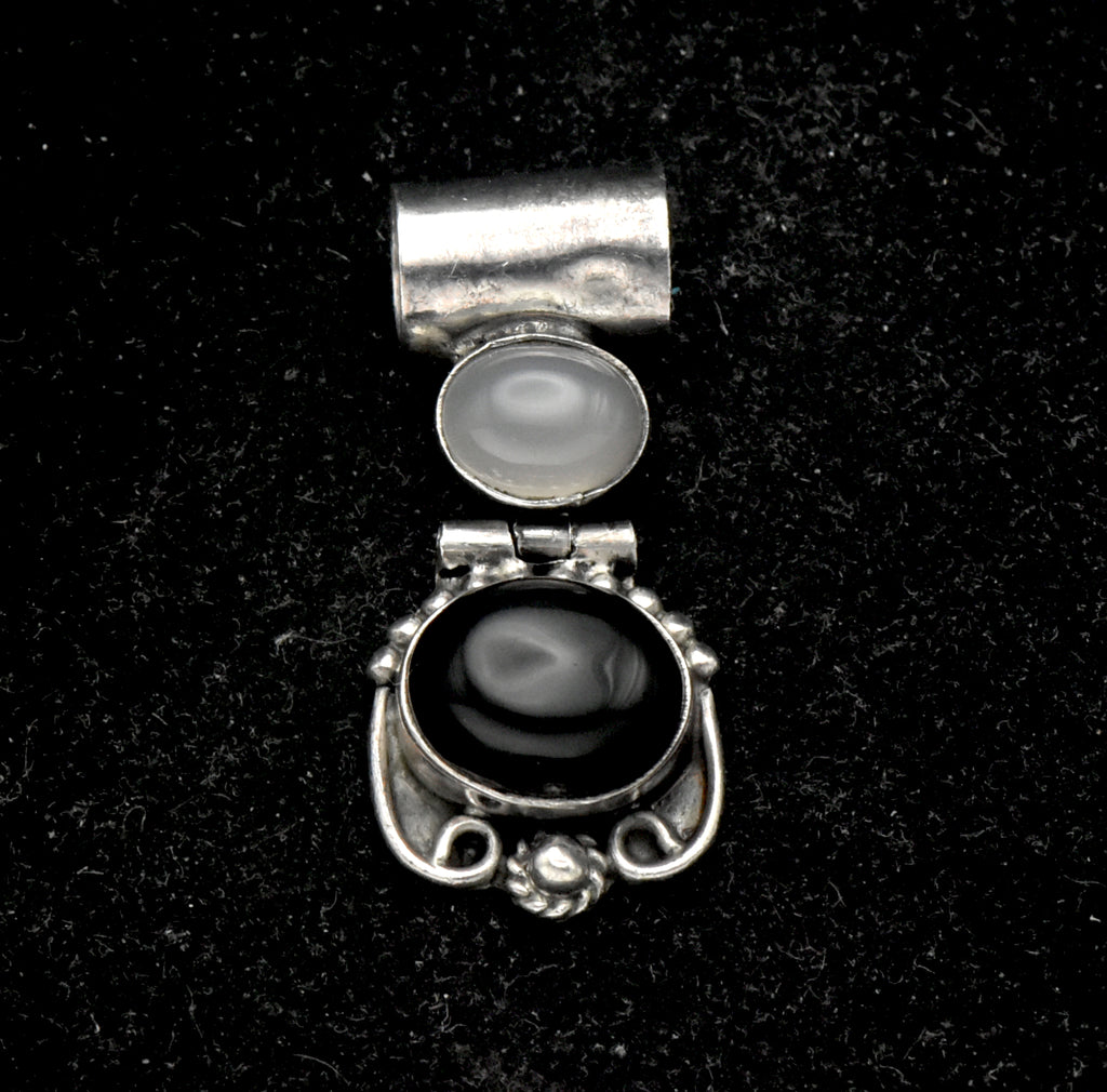 Vintage Handmade Black Onyx and Chalcedony Sterling Silver Pendant