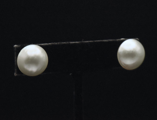 Vintage 14K White Gold Pearl Stud Earrings