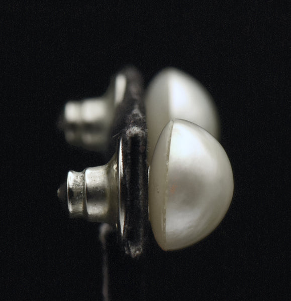 Vintage 14K White Gold Pearl Stud Earrings