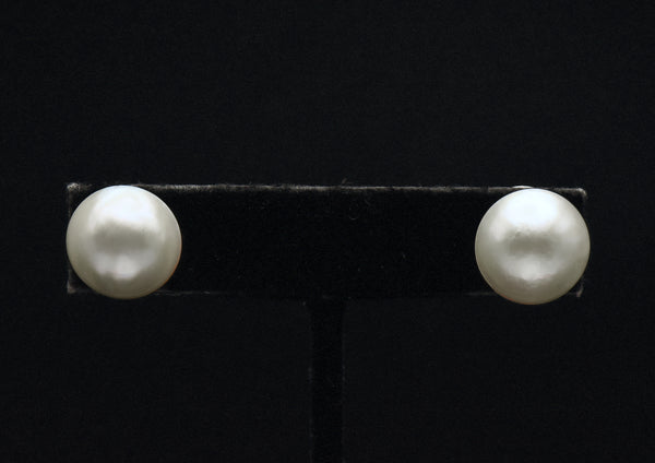 Vintage 14K White Gold Pearl Stud Earrings