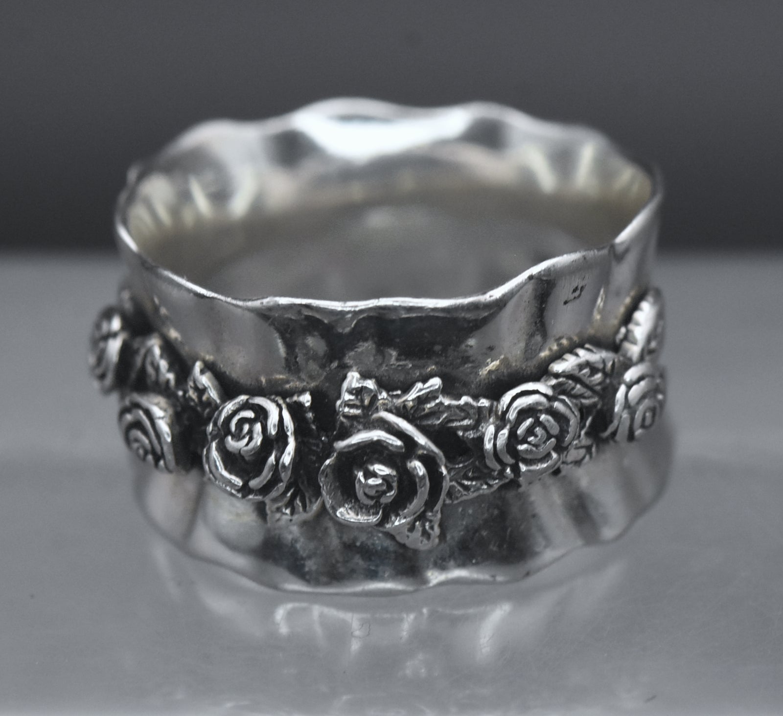 Vintage Sterling Silver Floral Bouquet Wide Band - Size 7.75